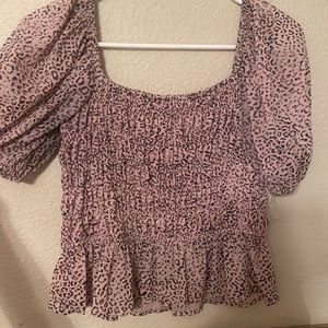 Ruched, puff sleeves, pink with cheetah print top